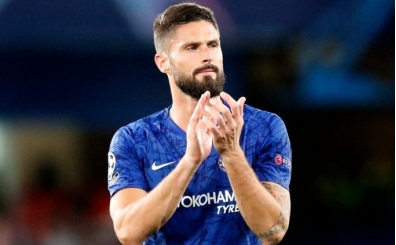 Conte'nin gönlünde Giroud var