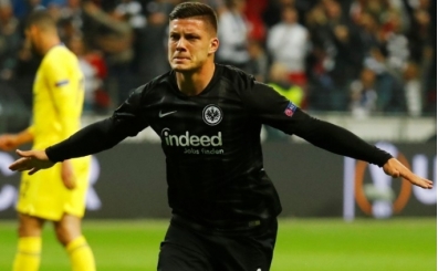 Real Madrid'in istediği Jovic'ten sürpriz açıklama!