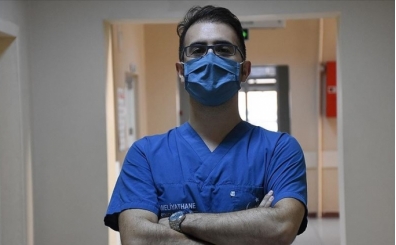 'Kimse 'Virüs bana gelmez ben gencim' demesin'