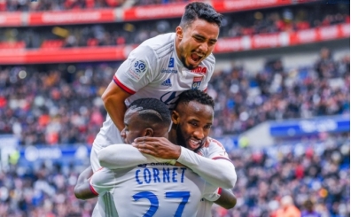 Yeni transfer attı, Lyon kazandı