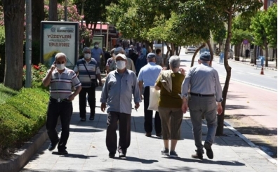 Türkiye'nin koronavirüsle mücadelesinde son 24 saatte yaşananlar