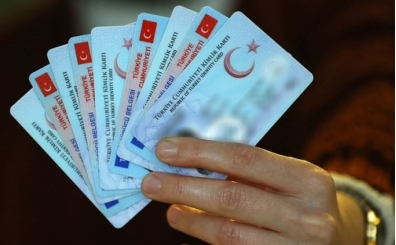 Yeni kimlik kartı olanlar dikkat; ATM'lerden para çekebileceksiniz