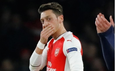 Mesut Özil'den 'ayrılık' isteğine cevap geldi