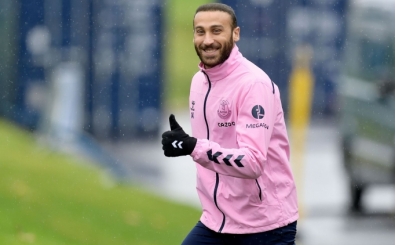 Cenk Tosun takımla çalışmalara başladı