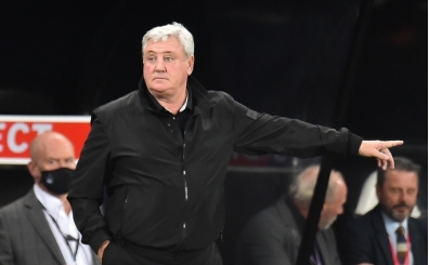 Newcastle United'dan Steve Bruce'e rekor tazminat