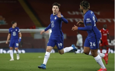 Chelsea Liverpool'u deplasmanda devirdi