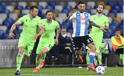 Napoli Lazio'dan 3 puanı 5 golle aldı