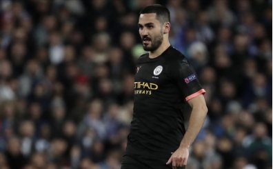 İlkay Gündoğan'dan otizmli çocuklara imzalı forma