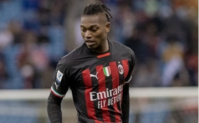 Milan, Leao'yu satma karar ald!