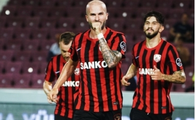 Joao Figueiredo, Baakehir'e transfer oldu