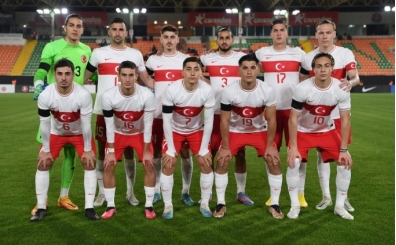 mit Milli Takm kadrosu akland