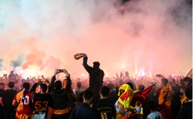 Derbi biter bitmez kutlama!