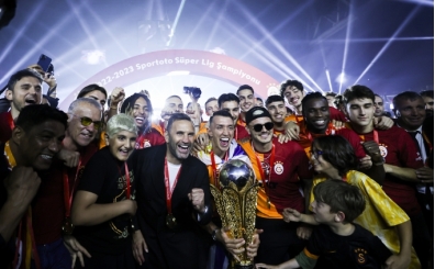 'ampiyonluk Galatasaray'a ok yakt!'