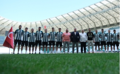 Giresunspor'da gen oyuncularla szleme imzaland