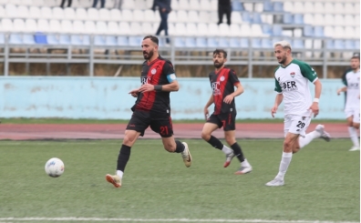 Doubayaztspor 2 golle turlad