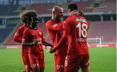Hatayspor kupada Hodzic ile turlad!