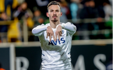 Augsburg'tan Mergim Berisha karar!