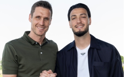 Borussia Dortmund, Bensebaini ile imzalad 