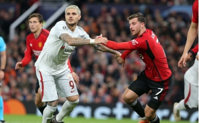 Scholes ve Ferdinand'dan MANU'ya eletiri!