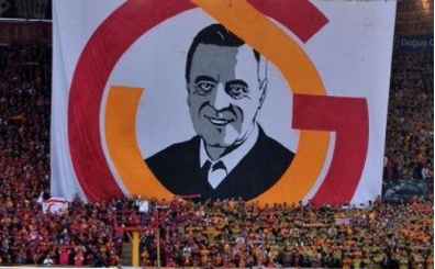 Galatasaray, zhan Canaydn' unutmad