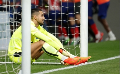 Porto'lu kaleci, Premier Lig'i hedefliyor!