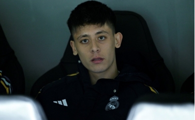 Real Madrid'de Napoli maçına 8 eksik!