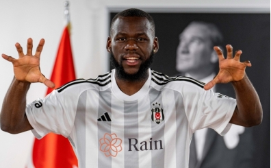 Ahmet Nur ebi'den Onana aklamas!