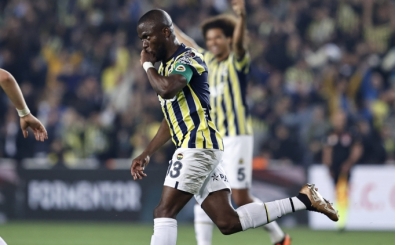 Enner Valencia'dan, Batshuayi paylam