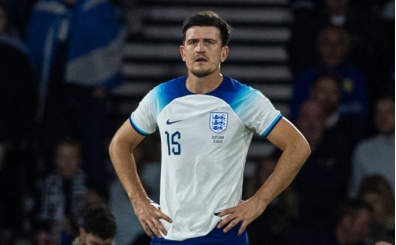 Maguire'ın annesinden oğlunu eleştirenlere sert yanıt