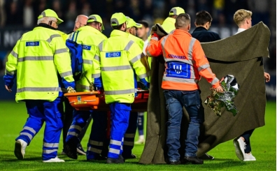 Waalwijk - Ajax maçı yarıda kaldı! Kaleci hastaneye kaldırıldı!