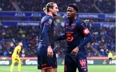 Yusuf Yazcl Lille, Lyon'u devirdi