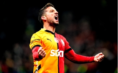 Mertens'ten 10 numara performans!