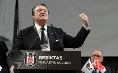 Beikta'ta gzler transfer iin ynetimde