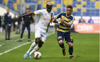 Ankarag�c� 10 ki�i kald�, hasret 6 ma�a ��kt�!