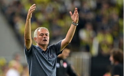 Mourinho'nun Fenerbahe'si ligde gol yemiyor; Avrupa'da nc