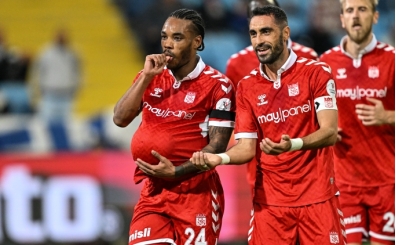 Sivasspor'dan mthi geri dn!