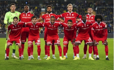 Sivasspor'da 7 futbolcu lkelerinin milli takmna arld