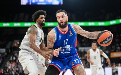 Anadolu Efes evinde Paris'e di geiremedi