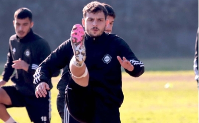 Altay'da Caner antrenmanlara balad