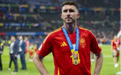 Fenerbahe'de stopere son aday: Laporte