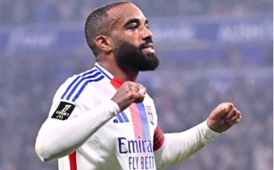 Lacazette hat-trick yapt, Lyon kazand!