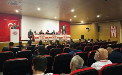 Antalyaspor'da olağanüstü genel kurul kararı alındı