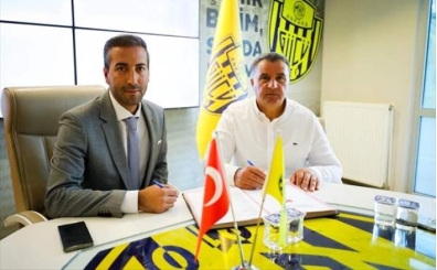 Ankaragücü'nde Mustafa Kaplan ile devam kararı