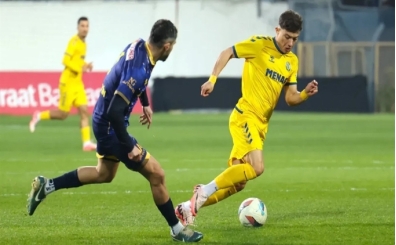 Menemen FK'de iki adet ayrılık