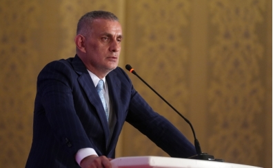 Galatasaraylı taraftarlardan Hacıosmanoğlu'na tepki!