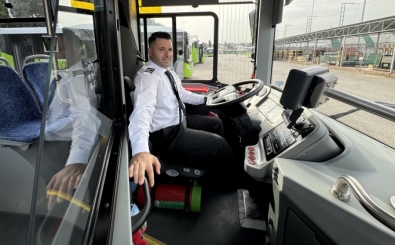 Otobs ofr, eiyle kurduu akademide kaleci yetitiriyor