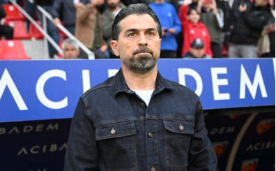 İlhan Palut: 'Ligde yarış tüm hızıyla devam ediyor!
