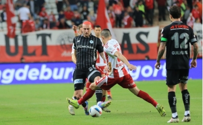 Antalyaspor, Konyaspor'un serisini bitirdi
