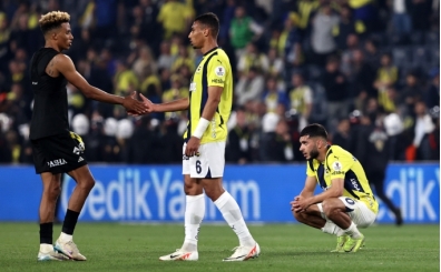 'Mustafa Denizli'den Fenerbahçe'ye eleştiri: 'Önce kendinde aramalı'