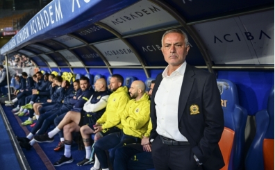 Ömer Üründül: 'Mourinho'ya sormak istiyorum, neden oynamıyor?'